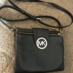 Michael Kors Fulton Large Crossbody Bag, Black